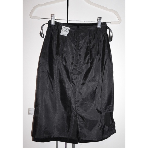 Vintage Laura Ashley Velvet Pencil Skirt in Black - Picture 6 of 8